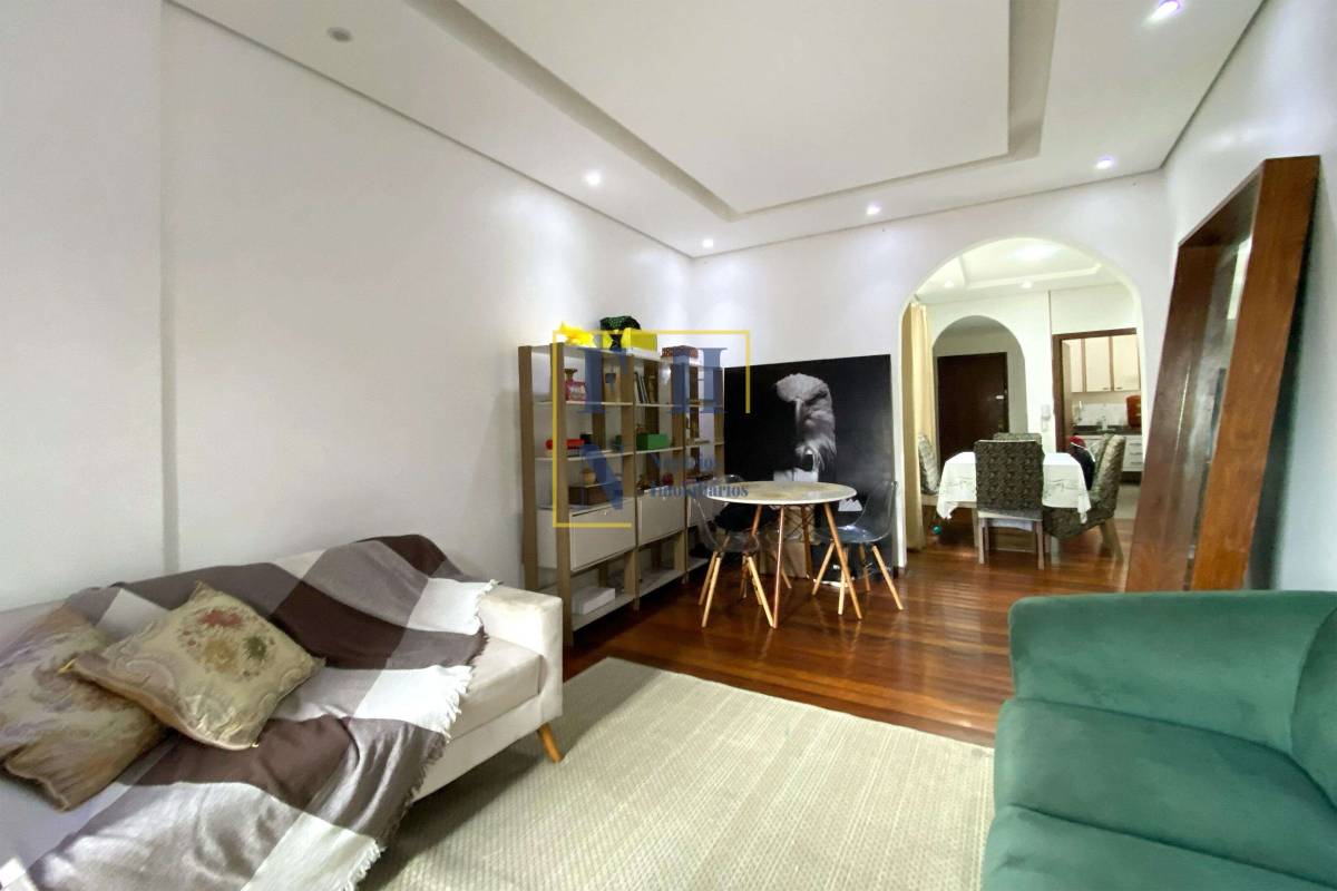 Cobertura à venda com 3 quartos, 205m² - Santa Tereza,