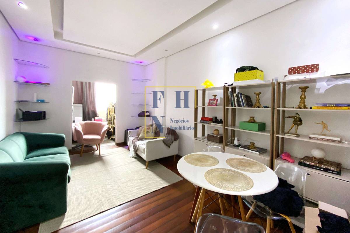 Cobertura à venda com 3 quartos, 205m² - Santa Tereza,