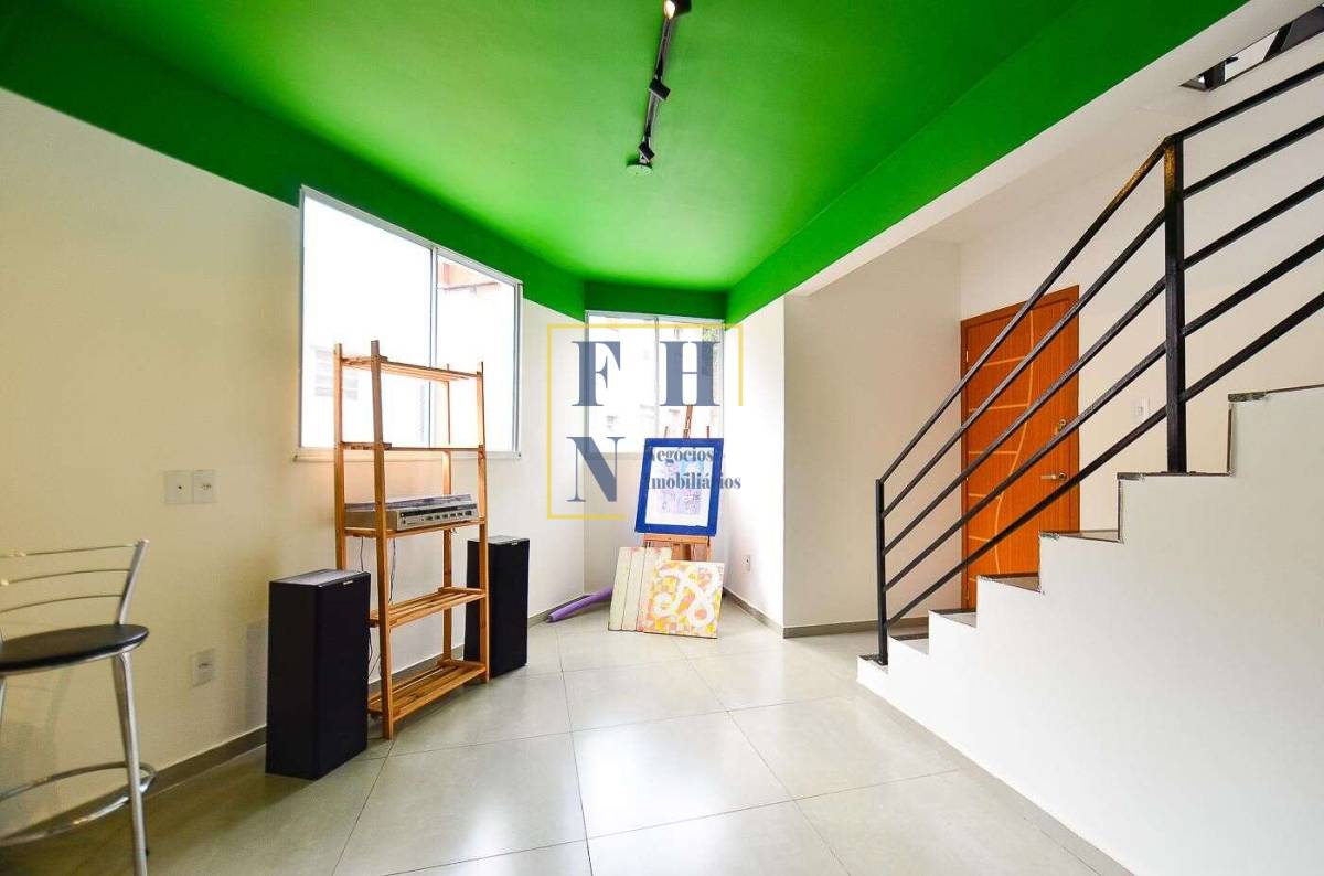 Cobertura à venda com 2 quartos, 137m² - Santo Antônio,
